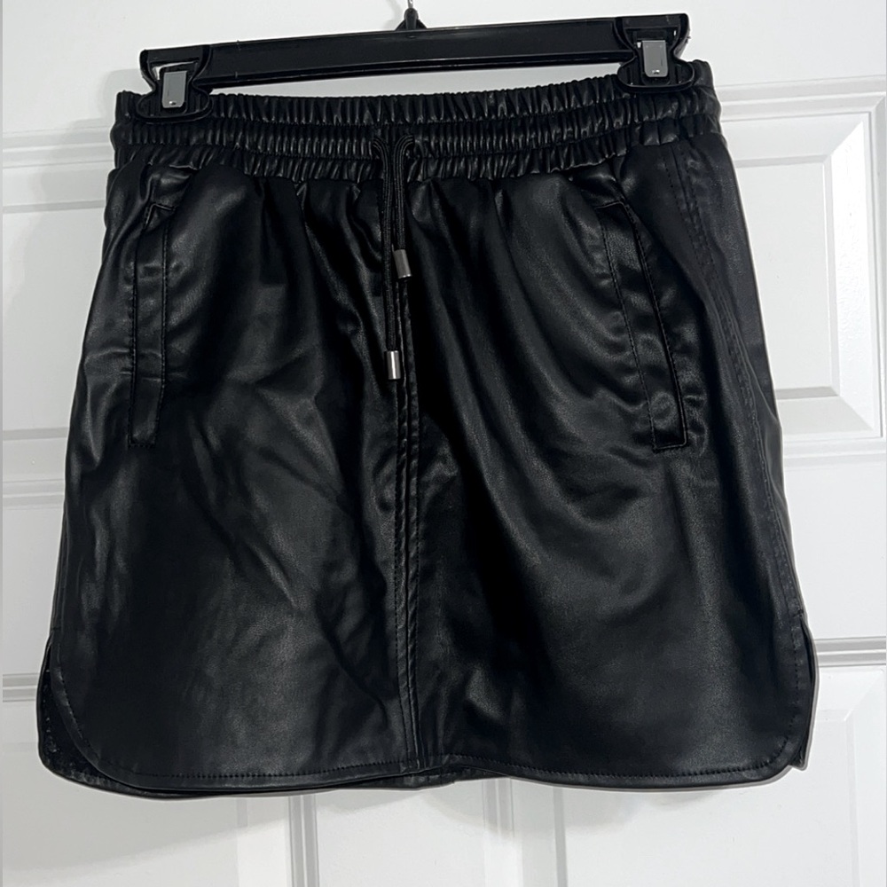 Topshop black leather skirt